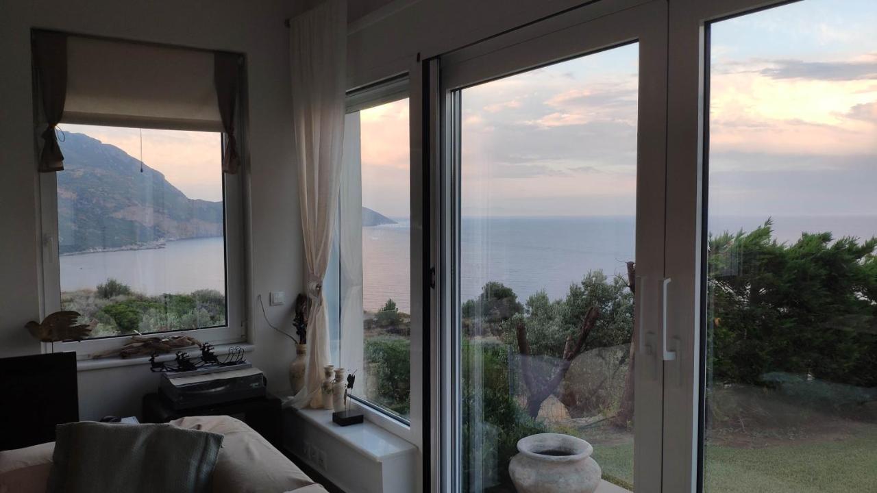 Villa With Aegean Views Akhladherí Exterior foto